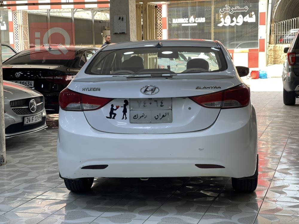 هیوندای ئەلەنترا